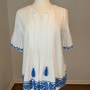 J.McLaughlin Blue & White Blouse Size Medium